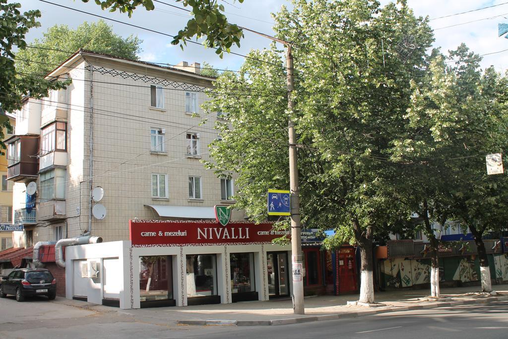 Studio On Main Street Balti Luaran gambar